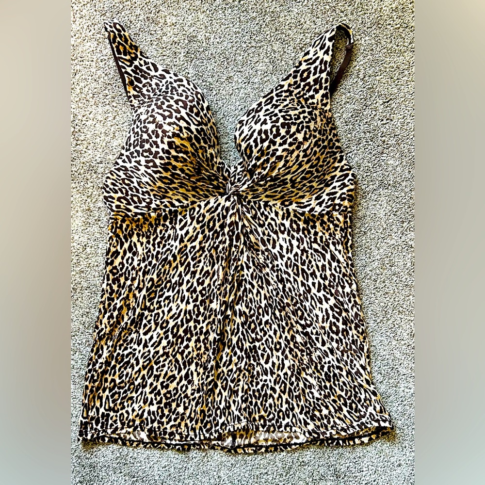 Victoria’s Secret push up very sexy tank top 36B leopard